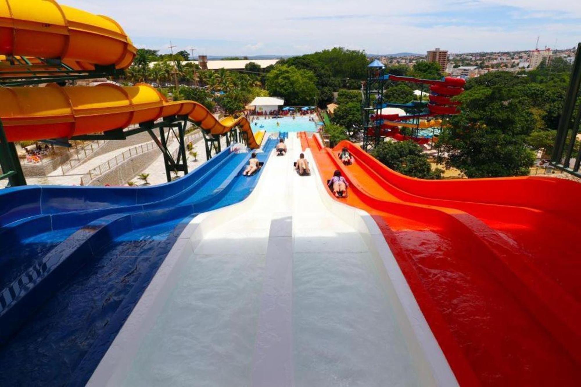 Imperio - Bonus 1 Dia No Acqua Park Vulcao -