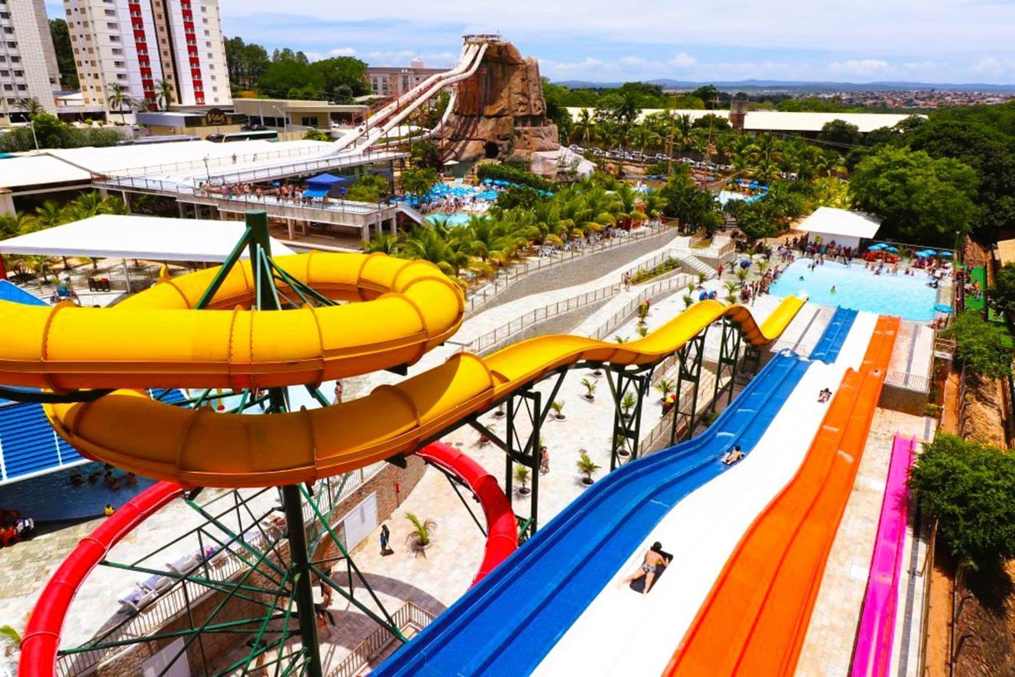 Aparthotel Imperio - Bonus 1 Dia No Acqua Park Vulcao -