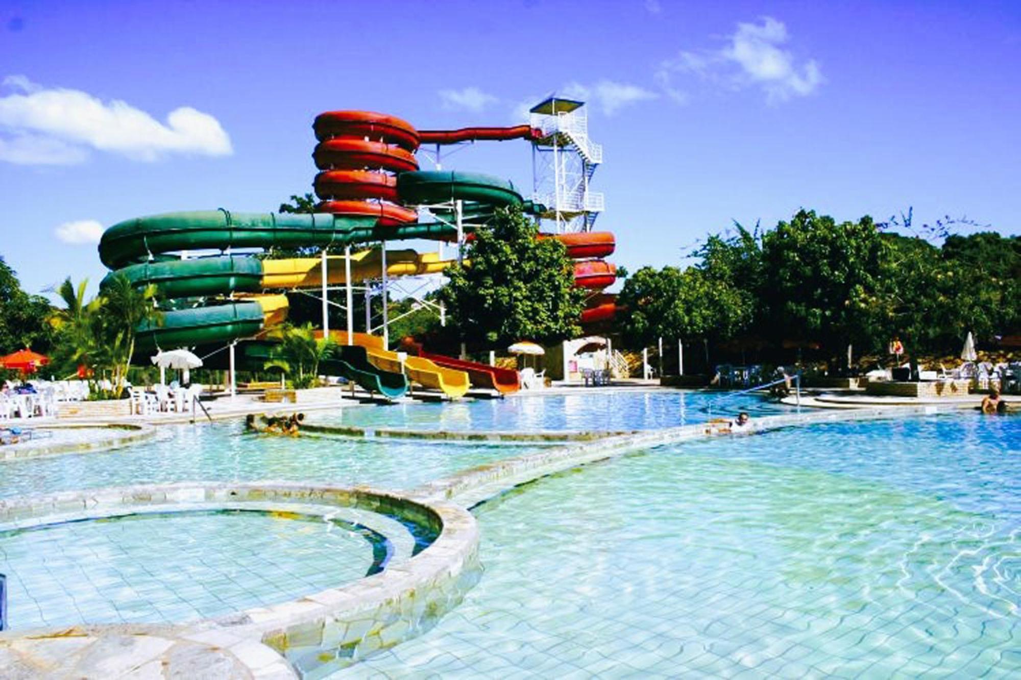 Aparthotel Imperio - Bonus 1 Dia No Acqua Park Vulcao - *